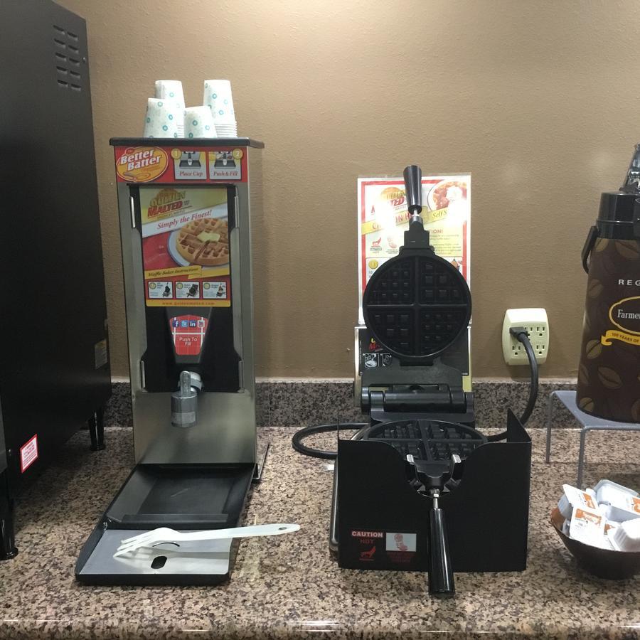 Super 8 By Wyndham Fairfield Tx Hotel Luaran gambar